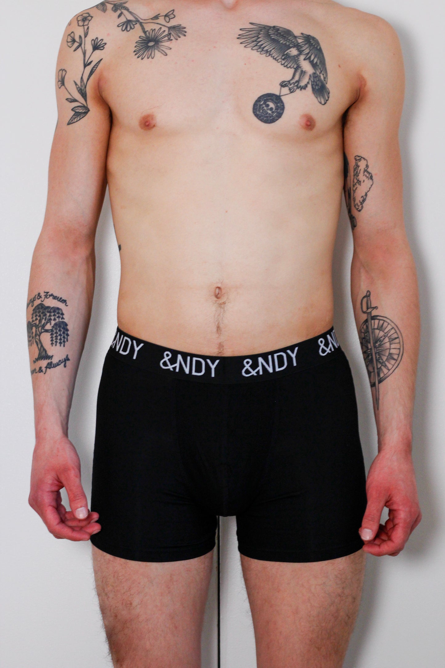 Man wearing Andy boxer briefs.