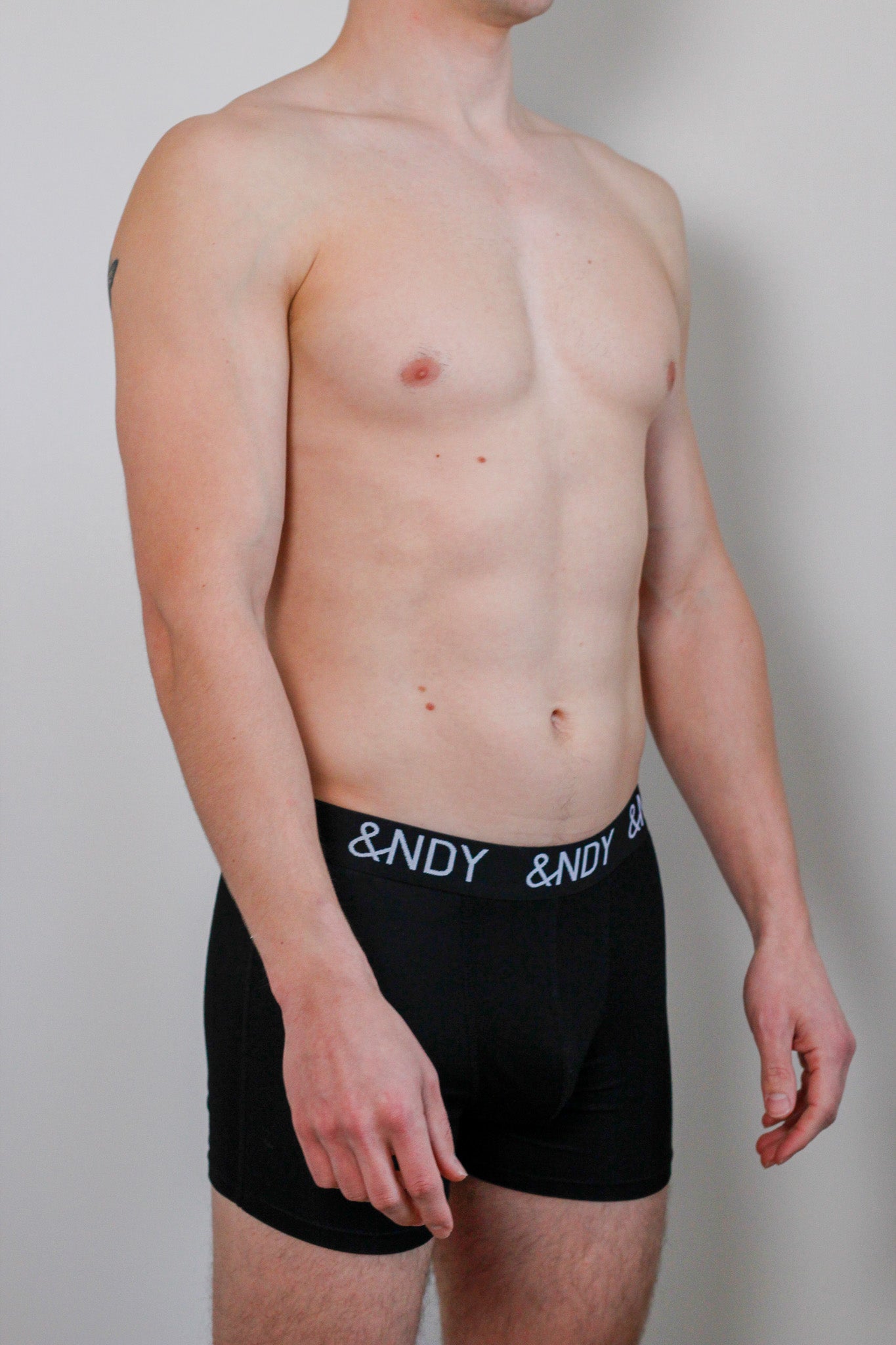 Man wearing Andy boxer briefs.